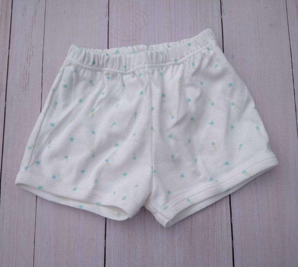 Short blanco con rositas rococó turquesas