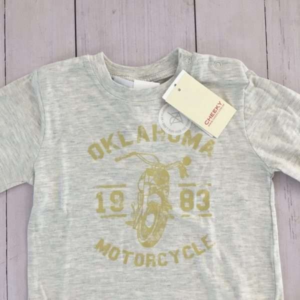 Remera gris estampa moto Nueva Cheeky - Imagen 2