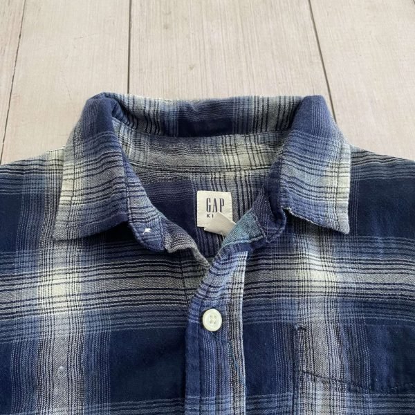 Camisa ML a cuadros azul GAP - Imagen 2